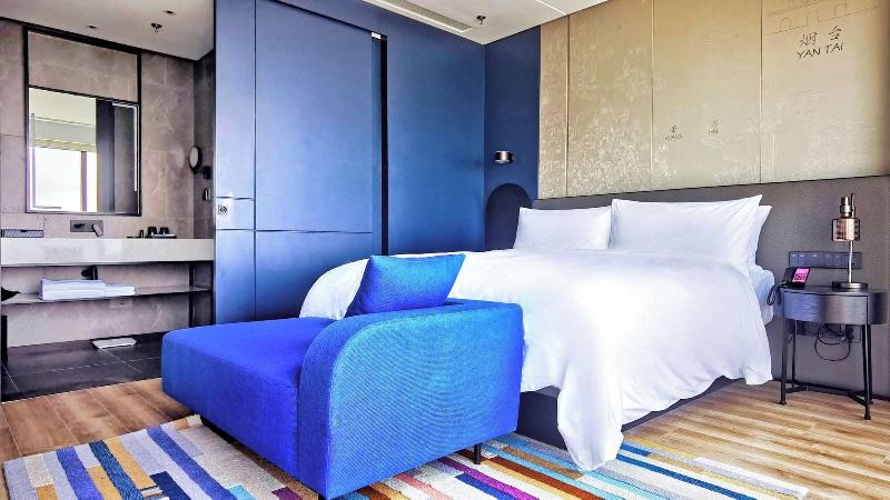 Aloft Yantai image