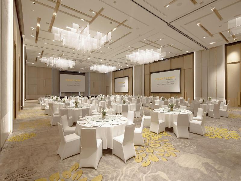 Courtyard By Marriott Bangkok Suvarnabhumi Airport image