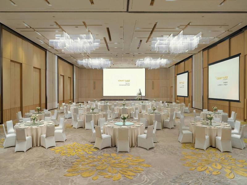Courtyard By Marriott Bangkok Suvarnabhumi Airport image