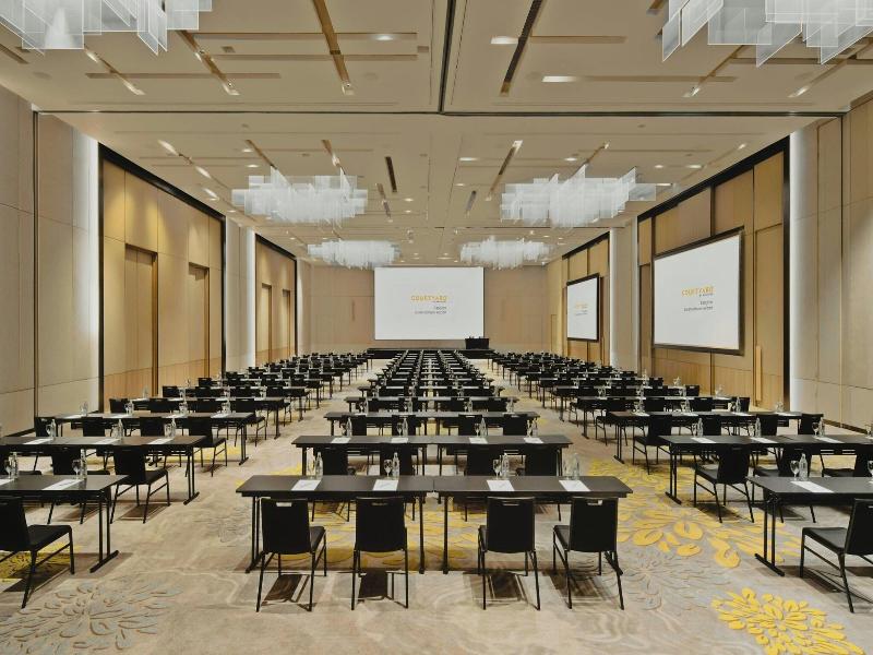 Courtyard By Marriott Bangkok Suvarnabhumi Airport image