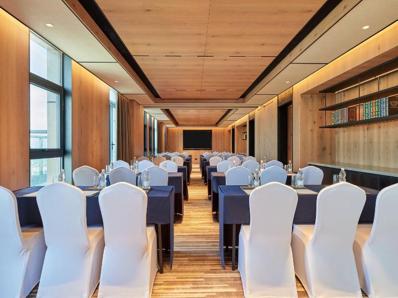 Four Points By Sheraton Nantong Haimen image