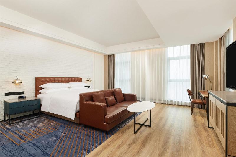 Four Points By Sheraton Nantong Haimen image
