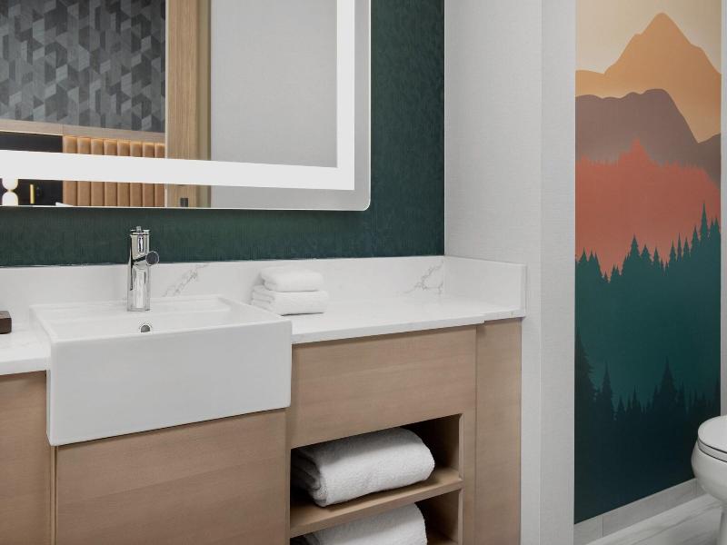 Springhill Suites By Marriott Sandpoint image