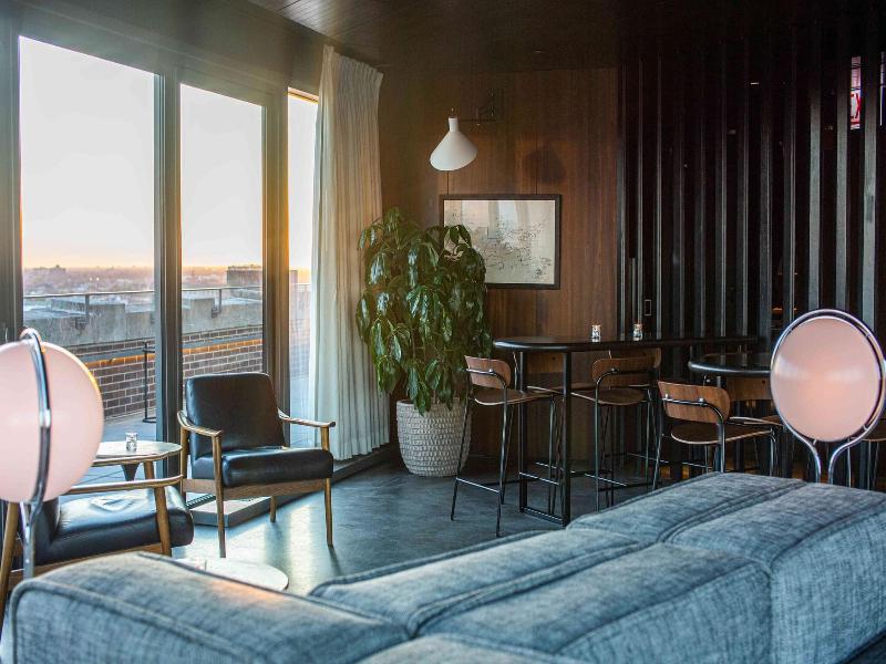 The Robey Chicago A Member Of Design Hotels image