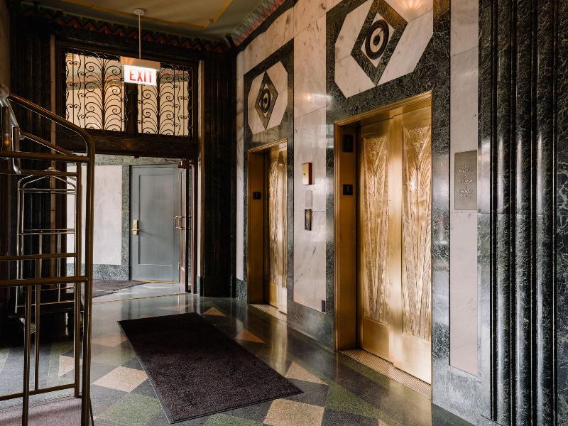 The Robey Chicago A Member Of Design Hotels image