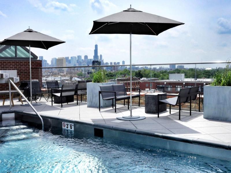 The Robey Chicago A Member Of Design Hotels image