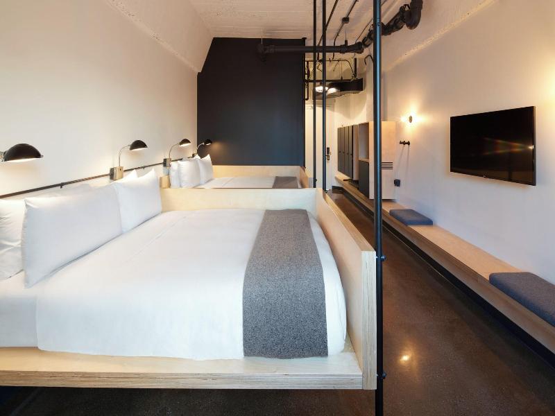 The Robey Chicago A Member Of Design Hotels image