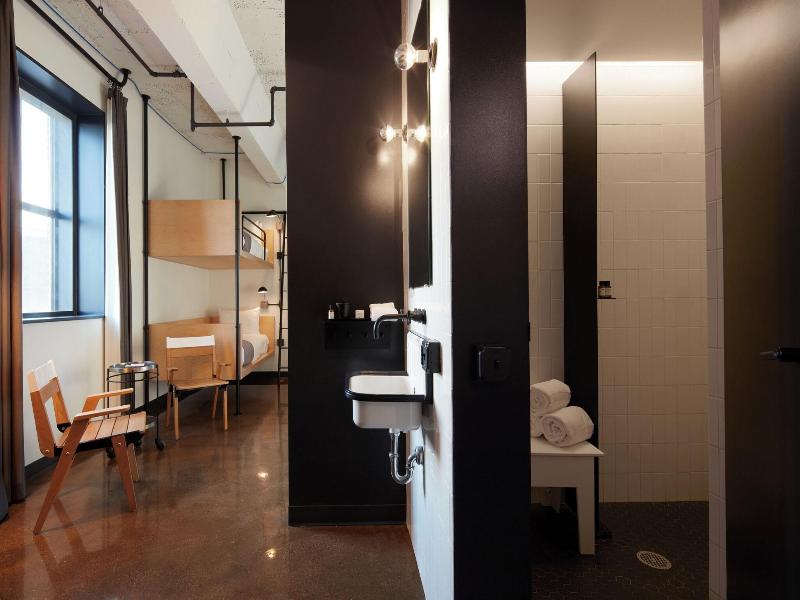 The Robey Chicago A Member Of Design Hotels image