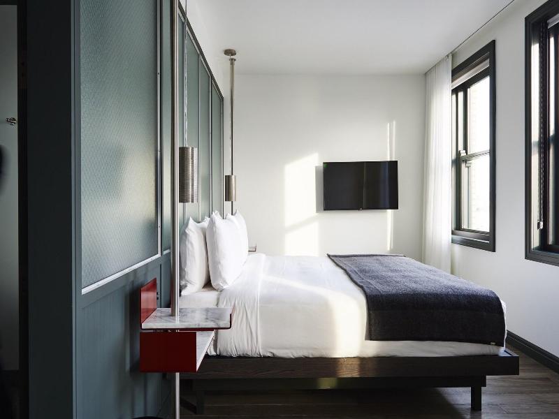 The Robey Chicago A Member Of Design Hotels image