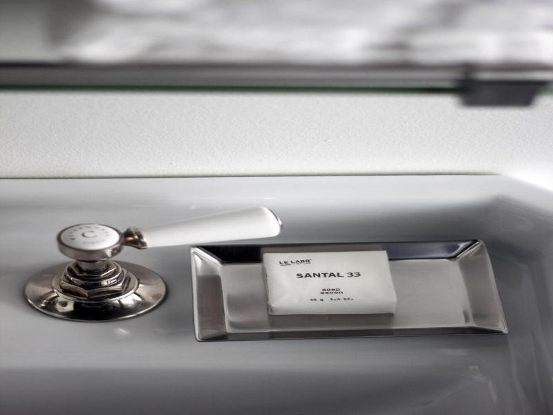 The Robey Chicago A Member Of Design Hotels image