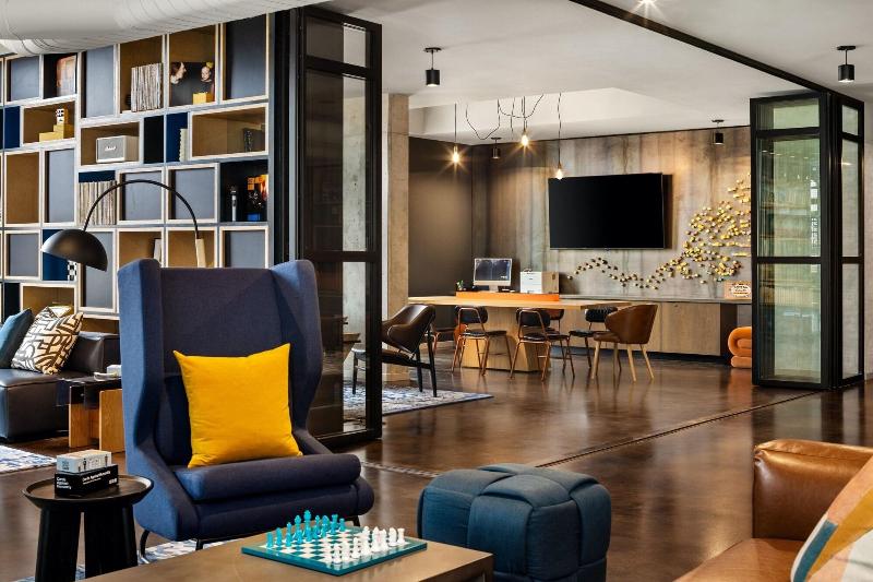 Moxy Madison Downtown