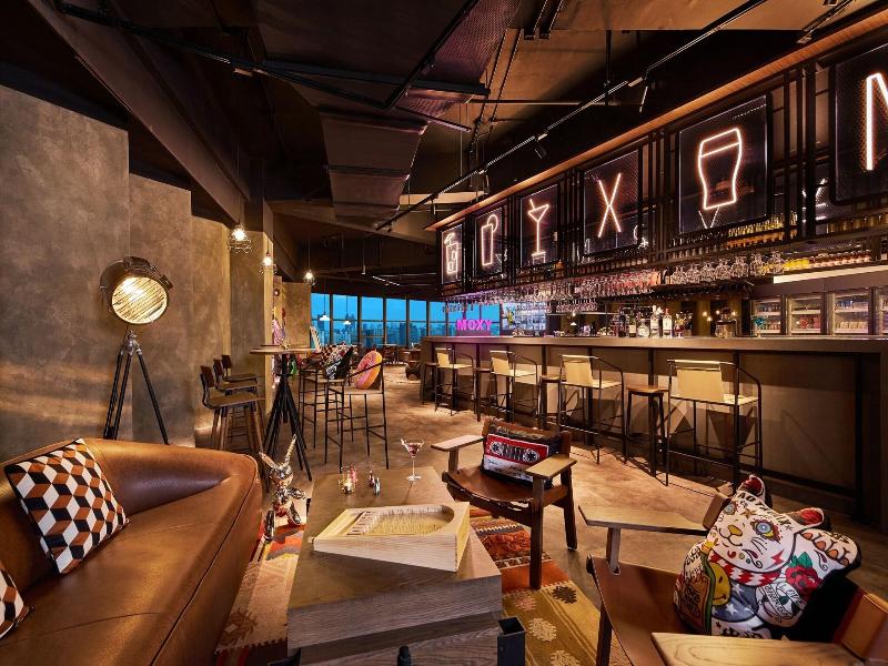 Moxy Shanghai Xuhui image