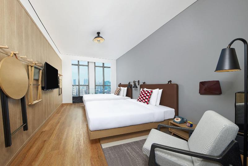 Moxy Shanghai Xuhui image