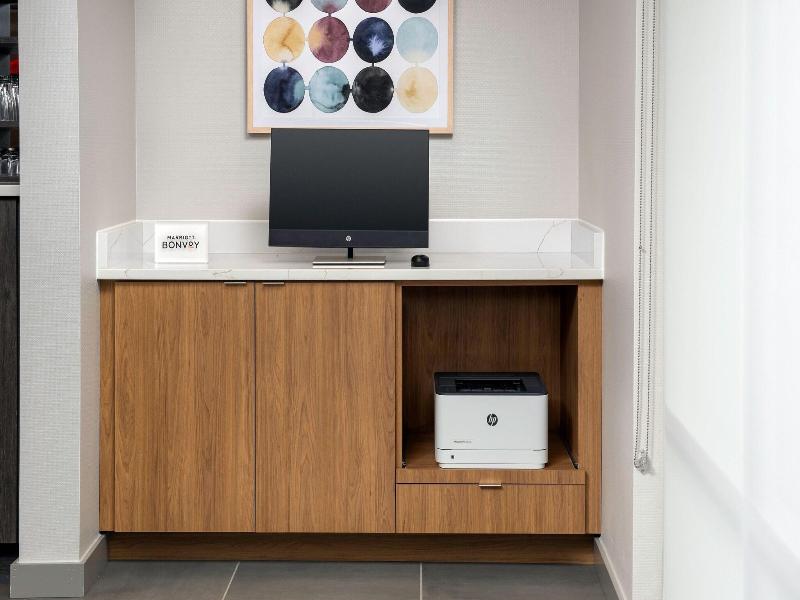 Springhill Suites By Marriott Cincinnati Mason image