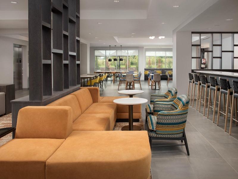 Springhill Suites By Marriott Cincinnati Mason image