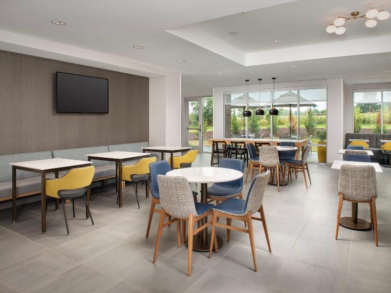 Springhill Suites By Marriott Cincinnati Mason image