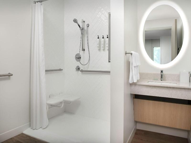 Springhill Suites By Marriott Cincinnati Mason image