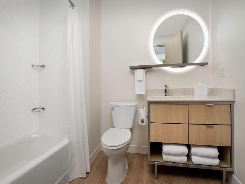 Springhill Suites By Marriott Cincinnati Mason image