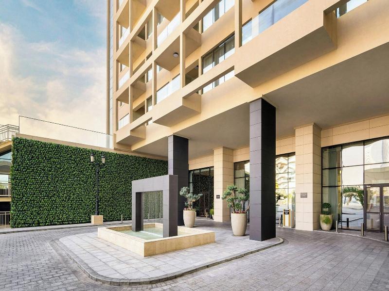 Agora Doha Autograph Collection image