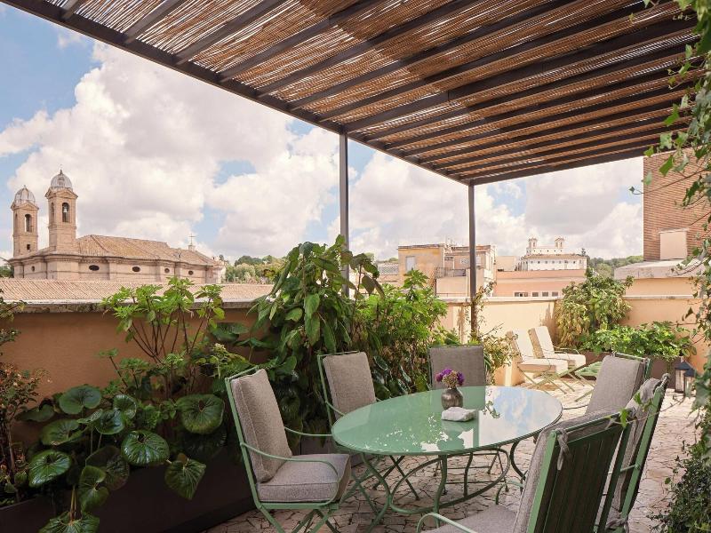 Bulgari Hotel Roma image