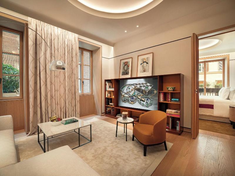 Bulgari Hotel Roma image