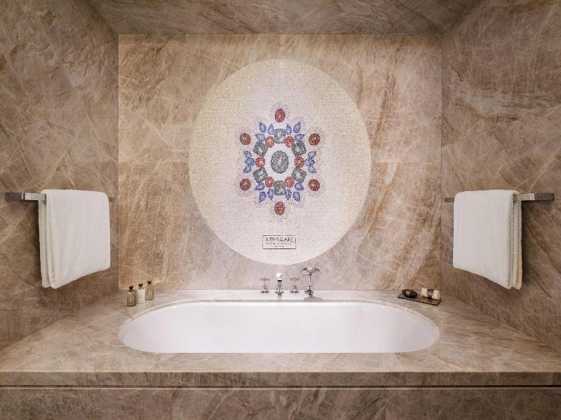 Bulgari Hotel Roma image