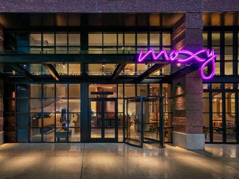 Moxy Brooklyn Willamsburg image
