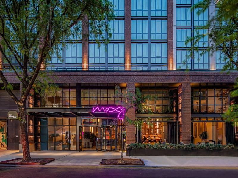 Moxy Brooklyn Willamsburg image