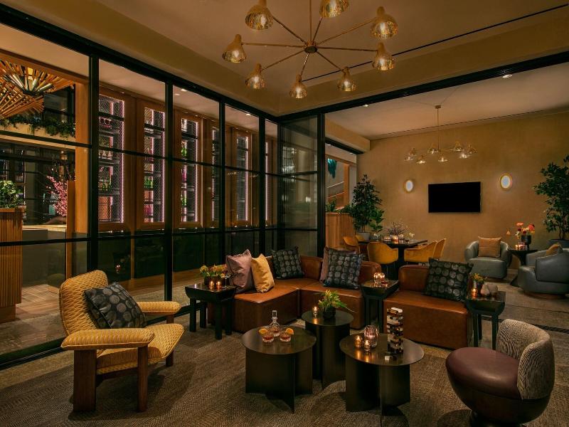 Moxy Brooklyn Willamsburg image