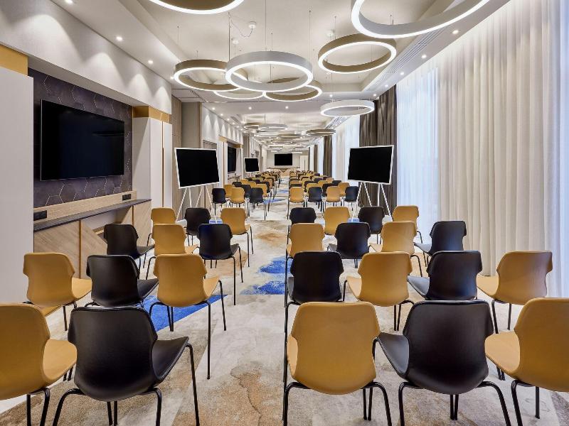 Ac Hotel Strasbourg image