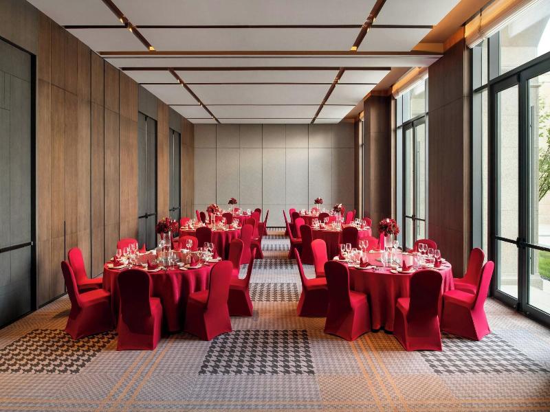 Sheraton Ningbo Xiangshan Resort image