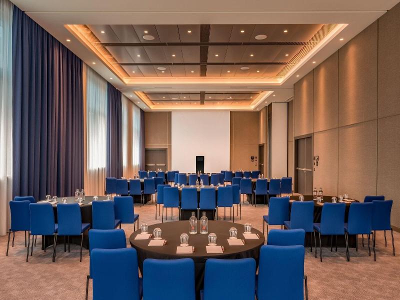 Geneva Marriott Hotel image