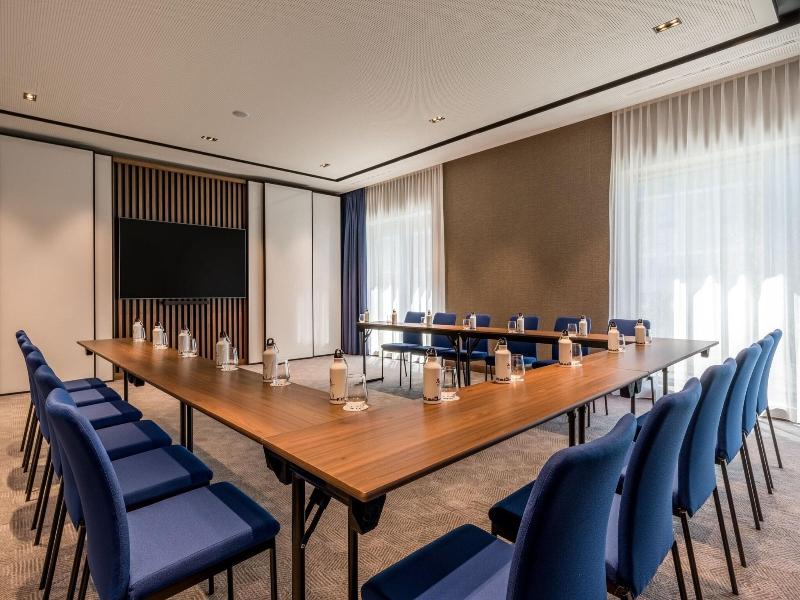 Geneva Marriott Hotel image
