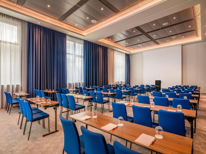 Geneva Marriott Hotel image