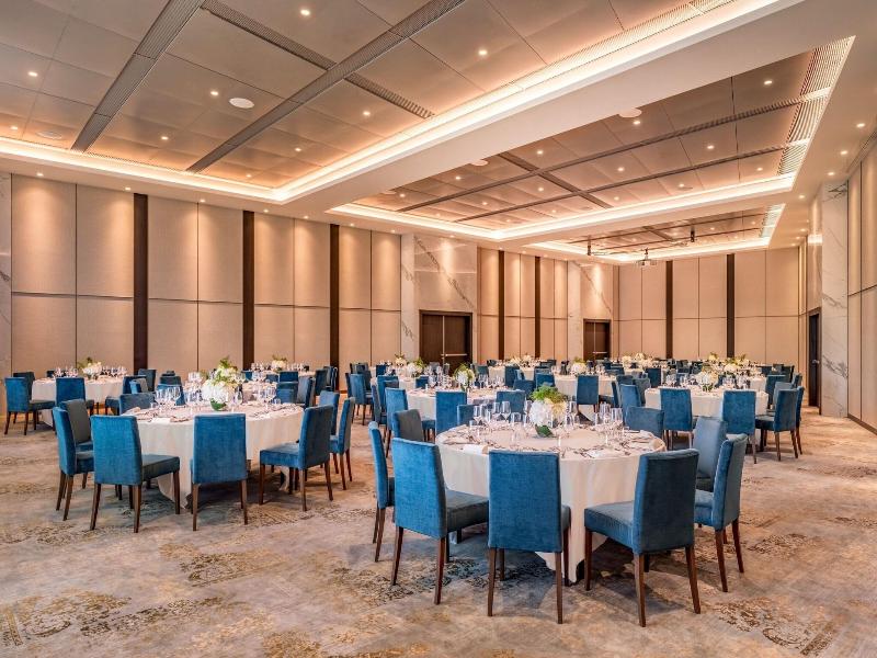 Geneva Marriott Hotel image