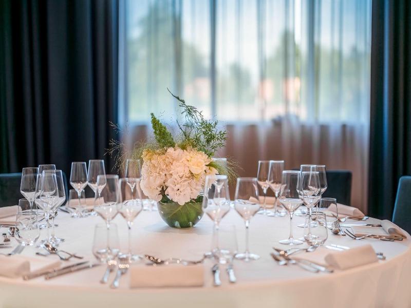 Geneva Marriott Hotel image