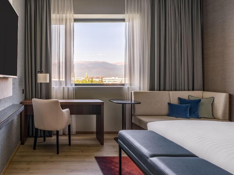 Geneva Marriott Hotel image