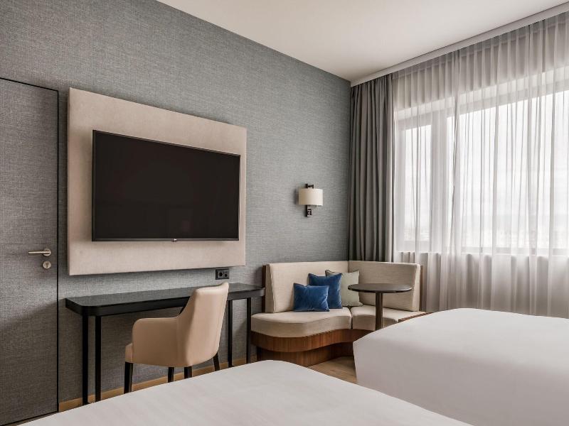 Geneva Marriott Hotel image