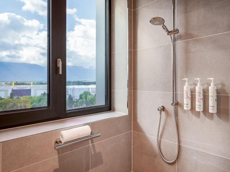 Geneva Marriott Hotel image