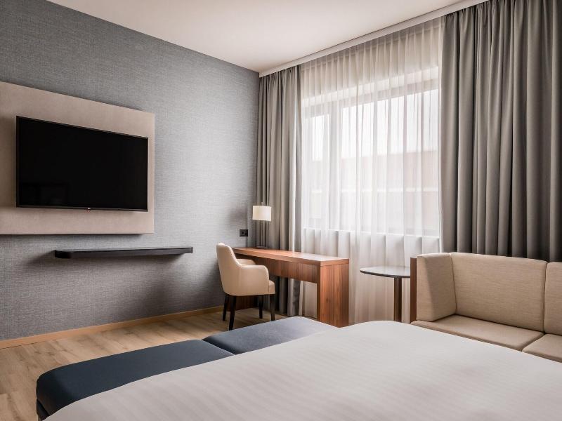 Geneva Marriott Hotel image