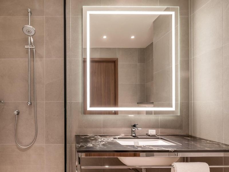 Geneva Marriott Hotel image