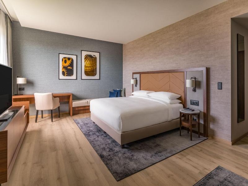 Geneva Marriott Hotel image