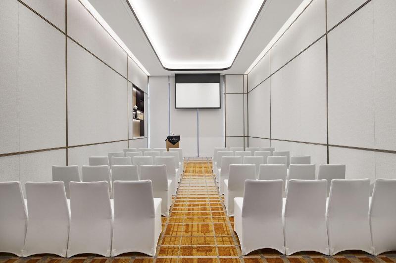 Sheraton Chengdu Pidu image