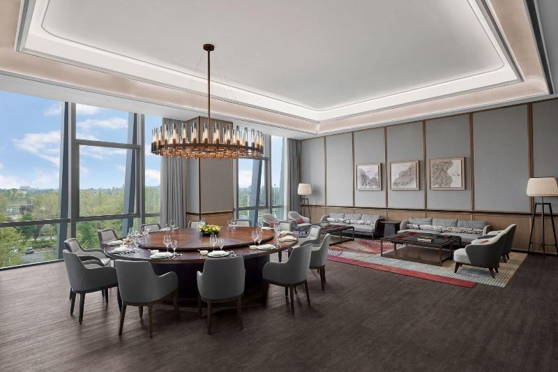 Sheraton Chengdu Pidu image