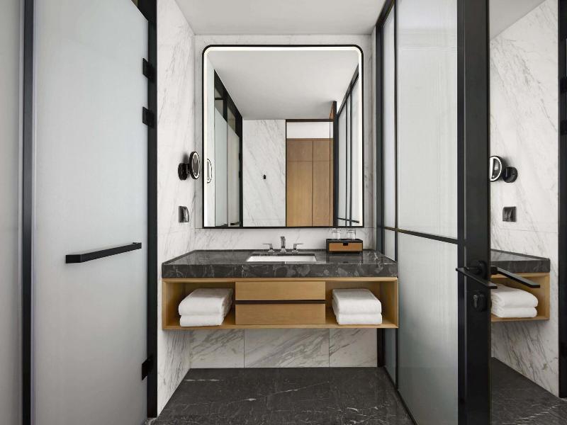 Sheraton Chengdu Pidu image