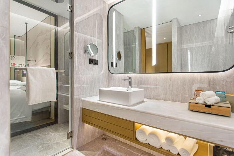 Courtyard By Marriott Foshan Gaoming image