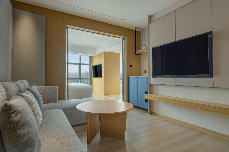 Courtyard By Marriott Foshan Gaoming image