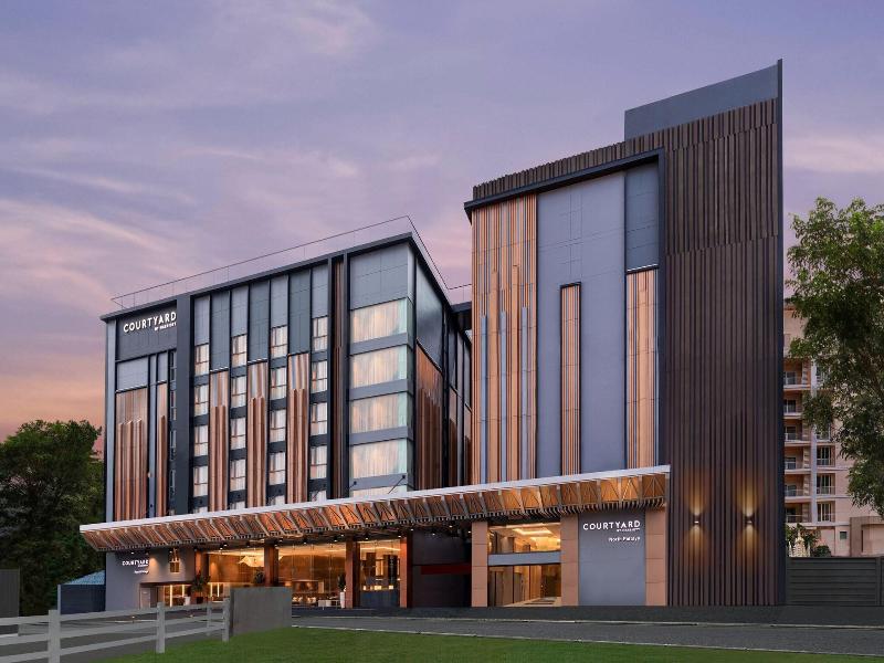 Courtyard By Marriott North Pattaya image