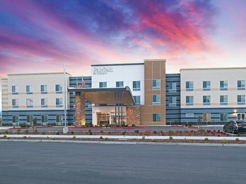Fairfield By Marriott Inn Suites Winters Davis image