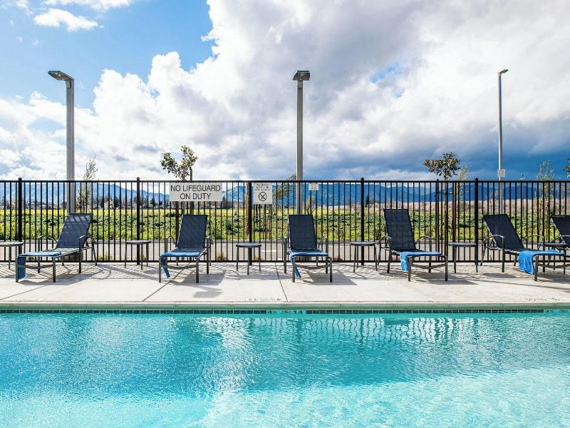 Fairfield By Marriott Inn Suites Winters Davis image